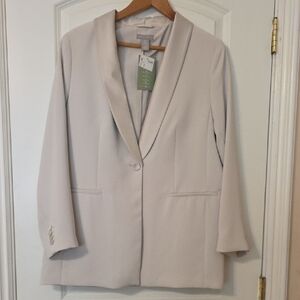 NWT H&M tailored SATIN LAPEL TUX relaxed blazer in a soft cream /Light taupe